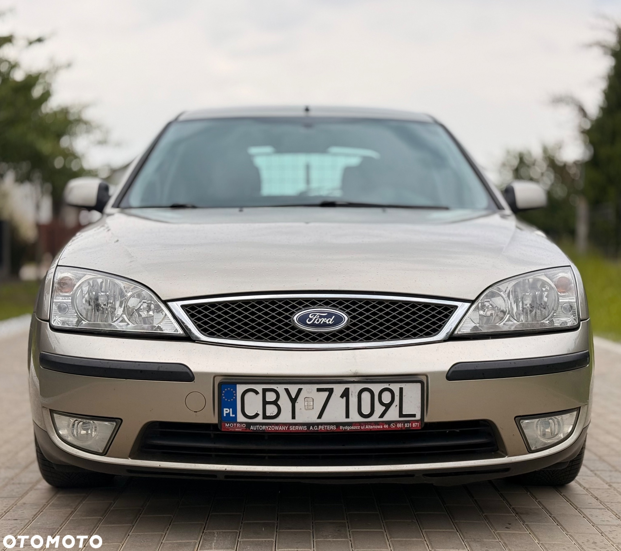 Ford Mondeo 1.8 Ambiente - 2