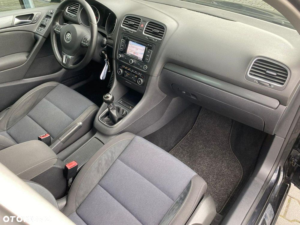 Volkswagen Golf 1.6 TDI DPF BlueMotion Technology Comfortline - 15