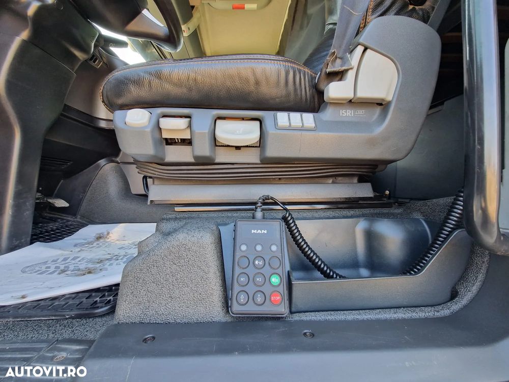 MAN TGX 33.560 AUTOMAT 560 CP BASCULANTA  6x4 - 22