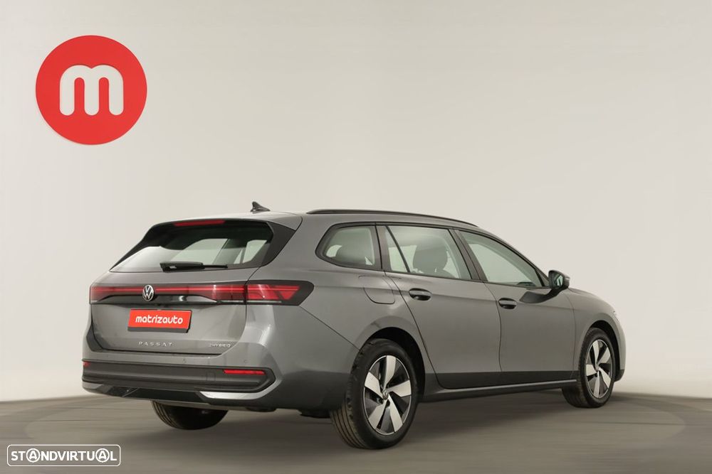 VW Passat Variant 1.5 TSI eHybrid DSG - 4