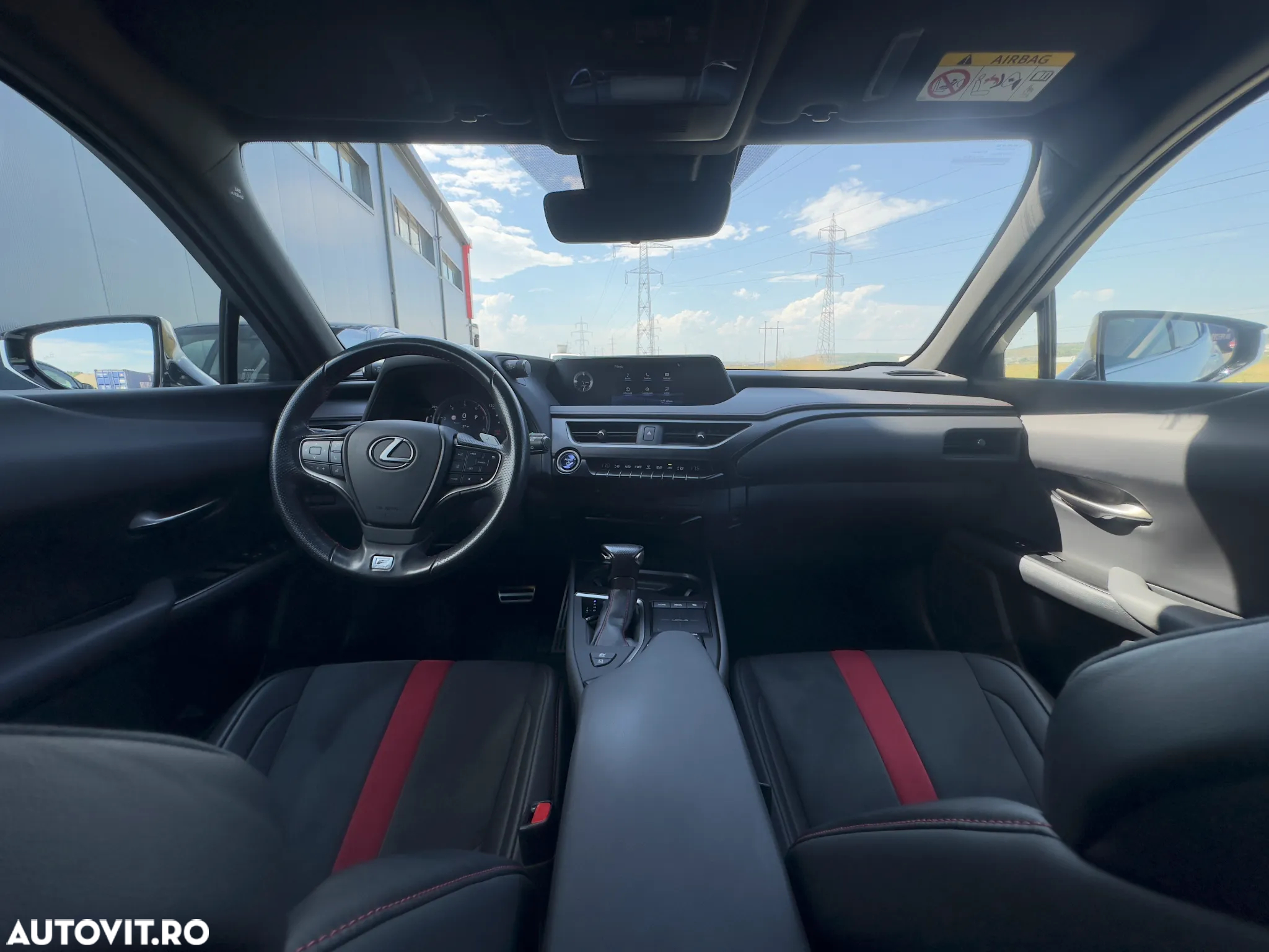 Lexus UX 250h F SPORT - 18