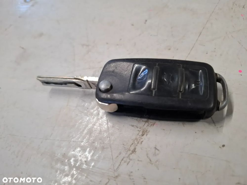 Kluczyk Klucz Pilot VW Touareg Phaeton 3D0959753P - 1