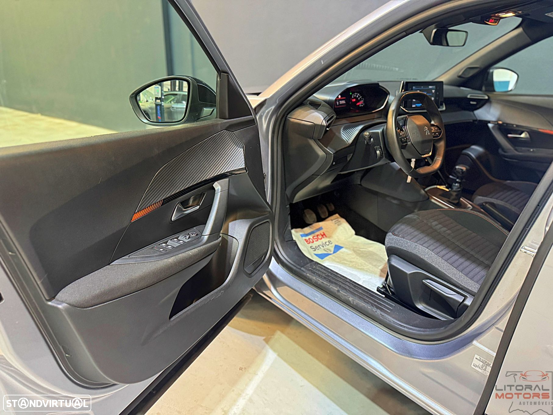 Peugeot 2008 1.2 PureTech Active Pack - 13