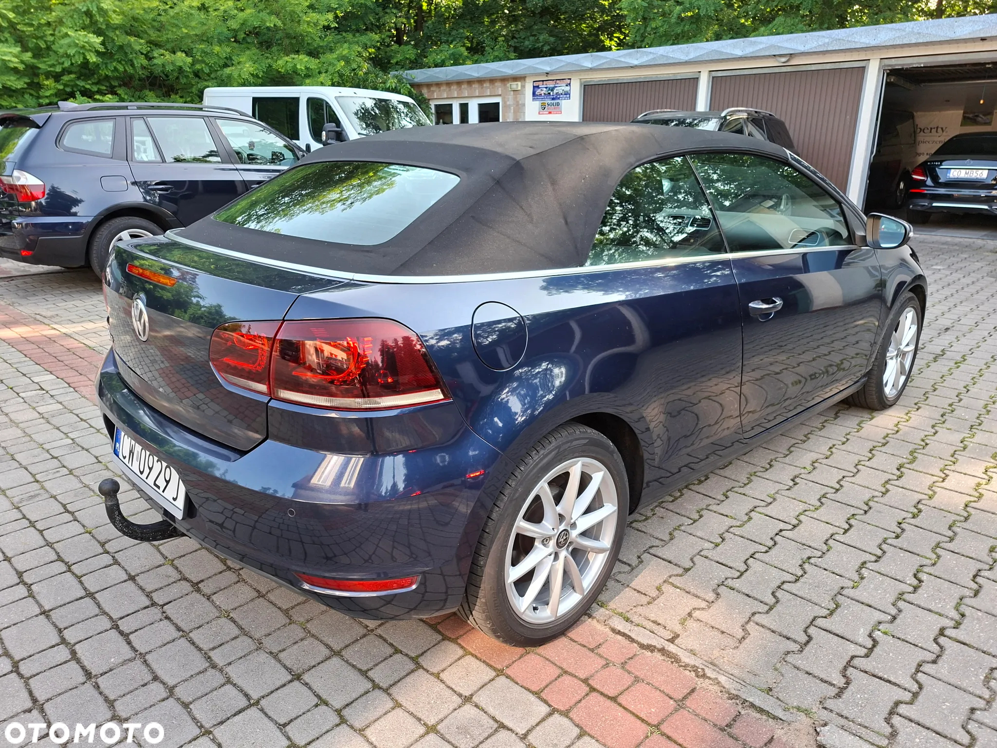 Volkswagen Golf Cabrio 2.0 TDI BlueMotion Technology Exclusive - 5