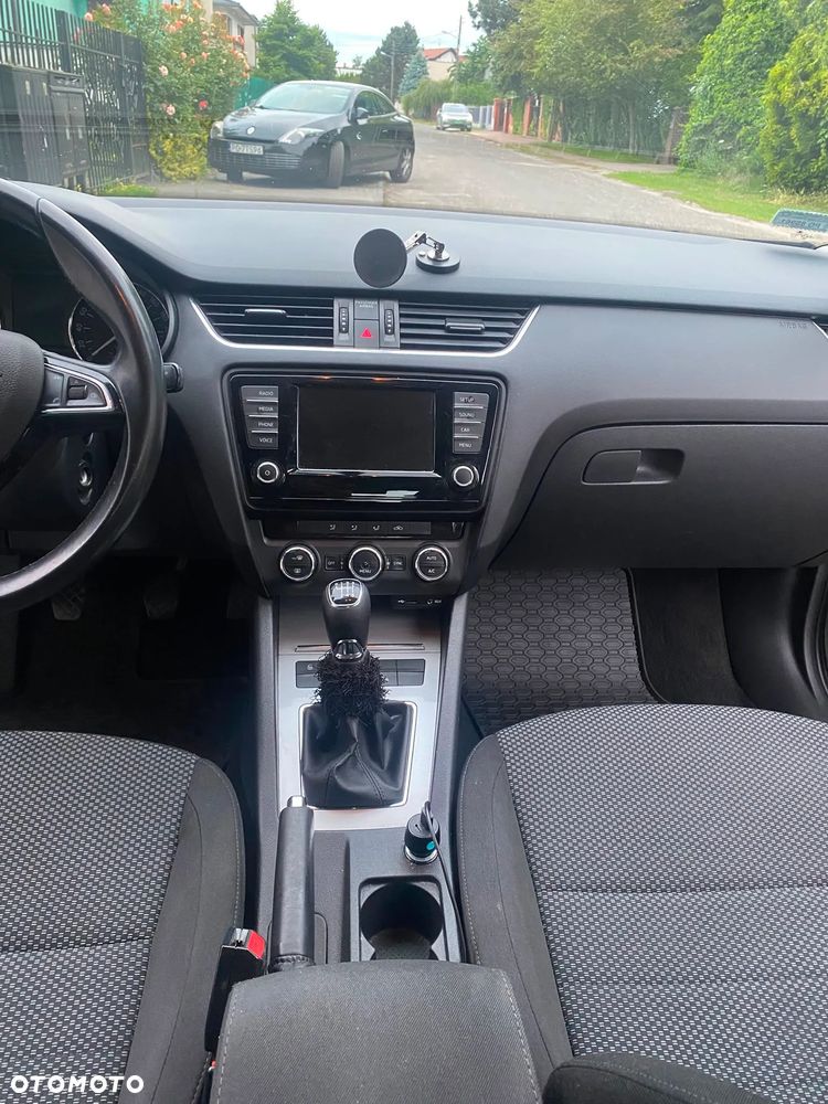 Skoda Octavia 1.4 TSI Ambition - 6