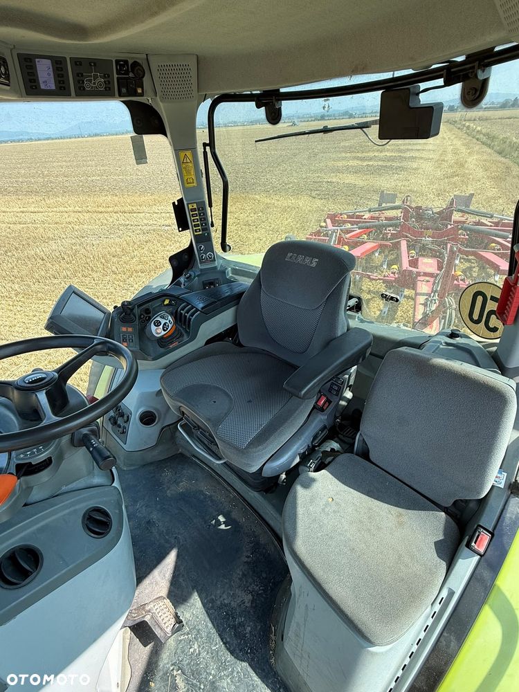Claas Axion 830 - 11