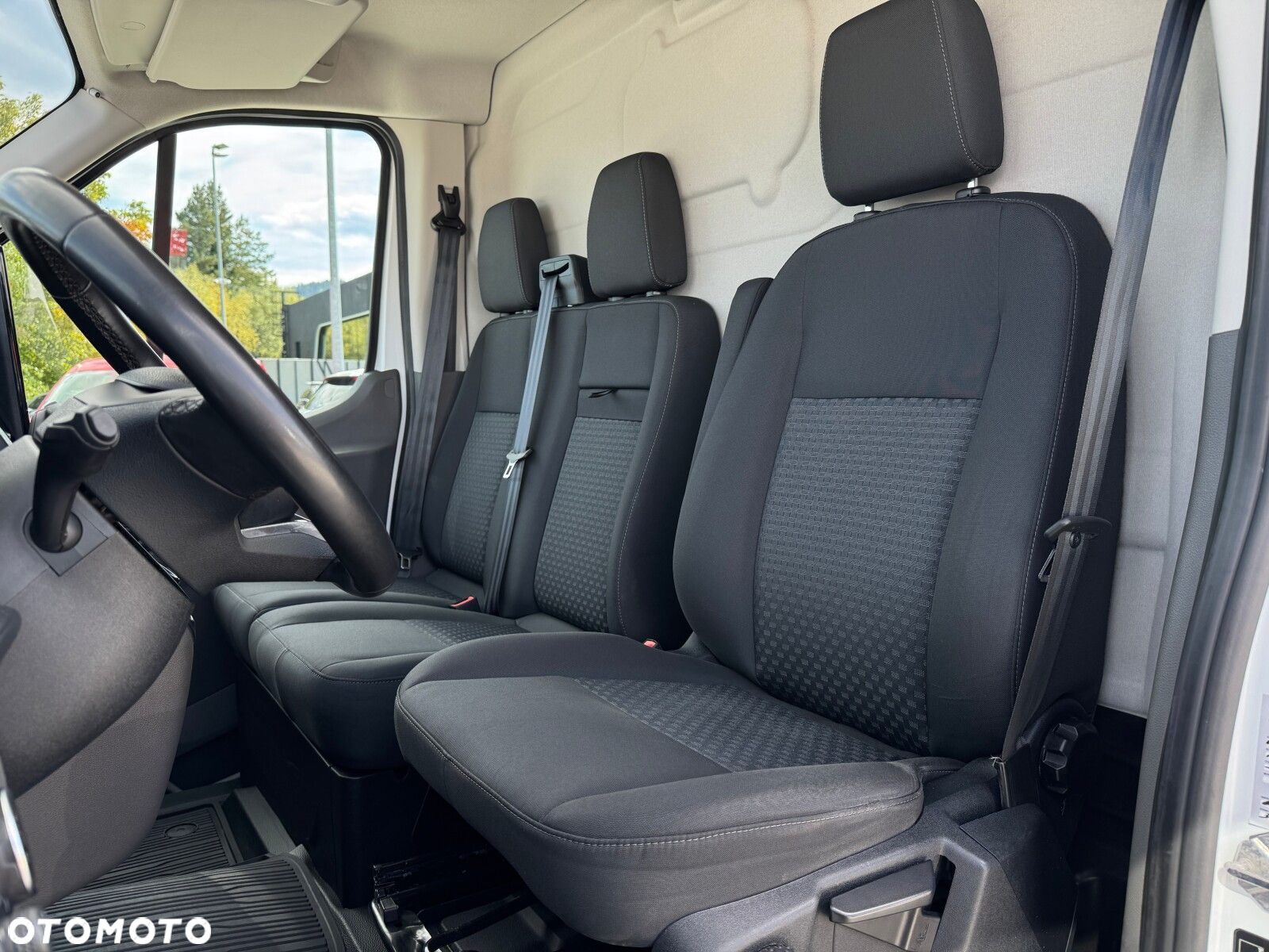 Ford e-transit 350 L4H3 - 12