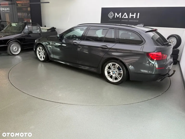 BMW Seria 5 520i - 8