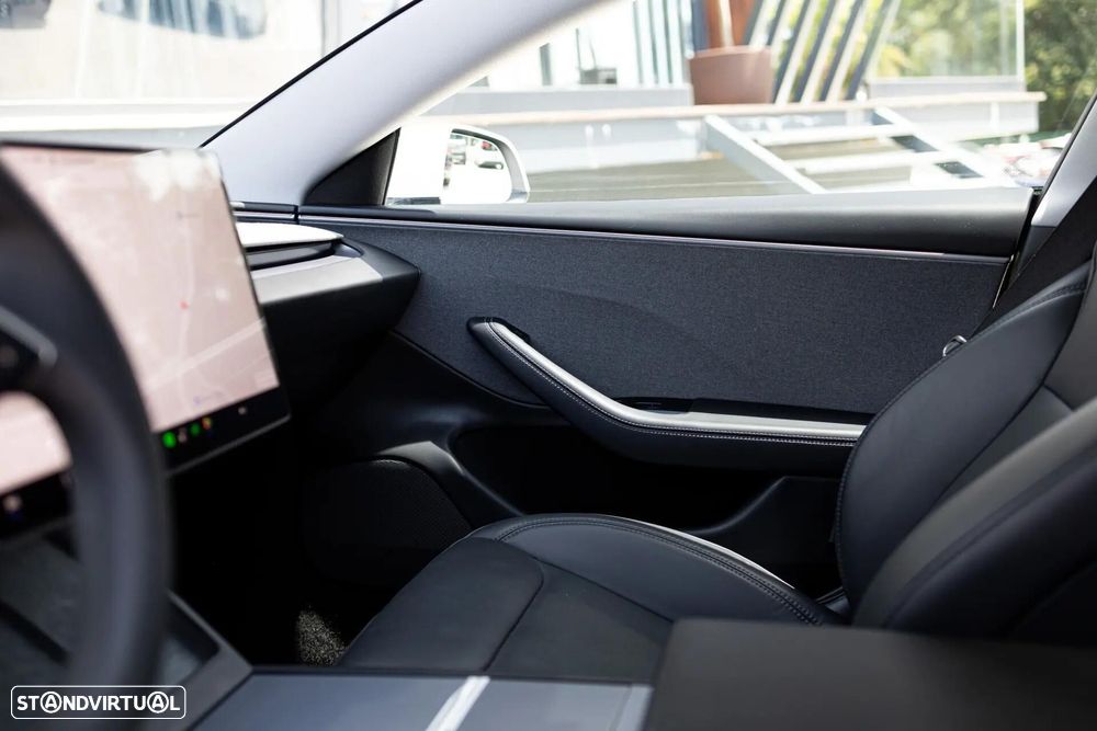 Tesla Model 3 Tração Traseira Premium - 33