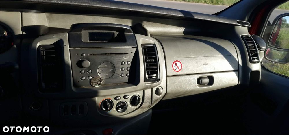 Opel Vivaro - 6