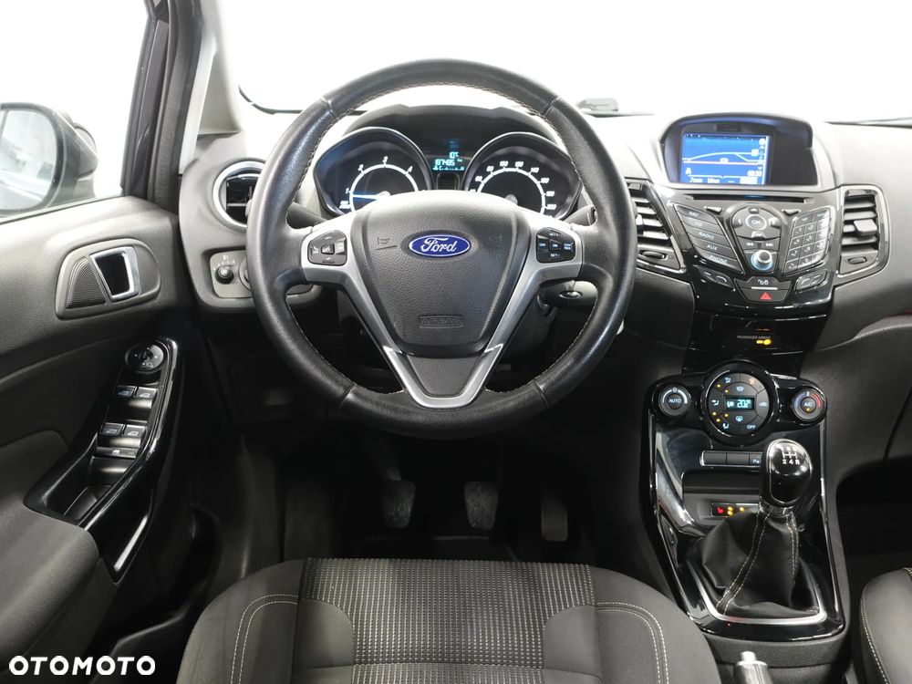 Ford Fiesta 1.5 TDCi Celebration - 30