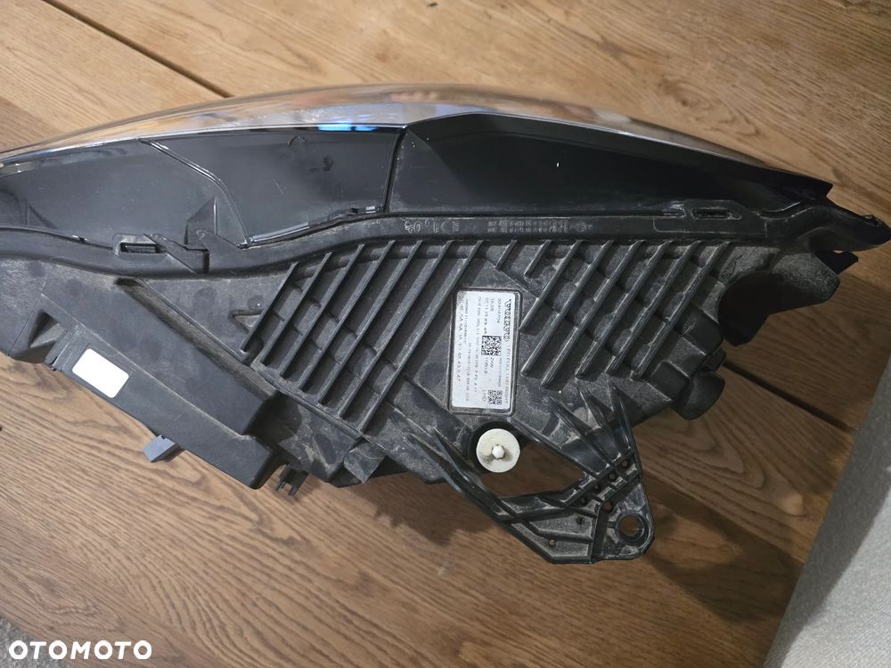 Lampa przód przednia prawa Volvo XC60 2 II USA FULL LED 32404704 - 2