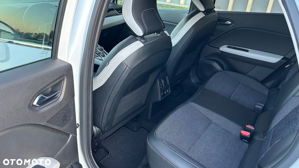 Renault Captur 1.3 TCe Intens EDC - 23