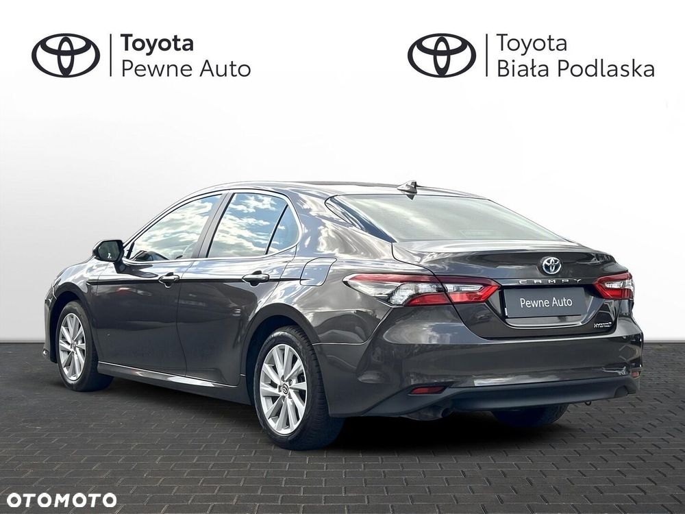 Toyota Camry 2.5 Hybrid Comfort CVT - 3