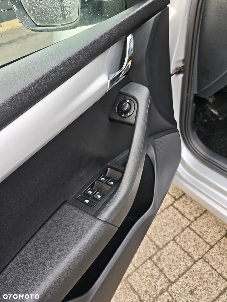 Skoda Octavia 1.6 TDI Style - 9