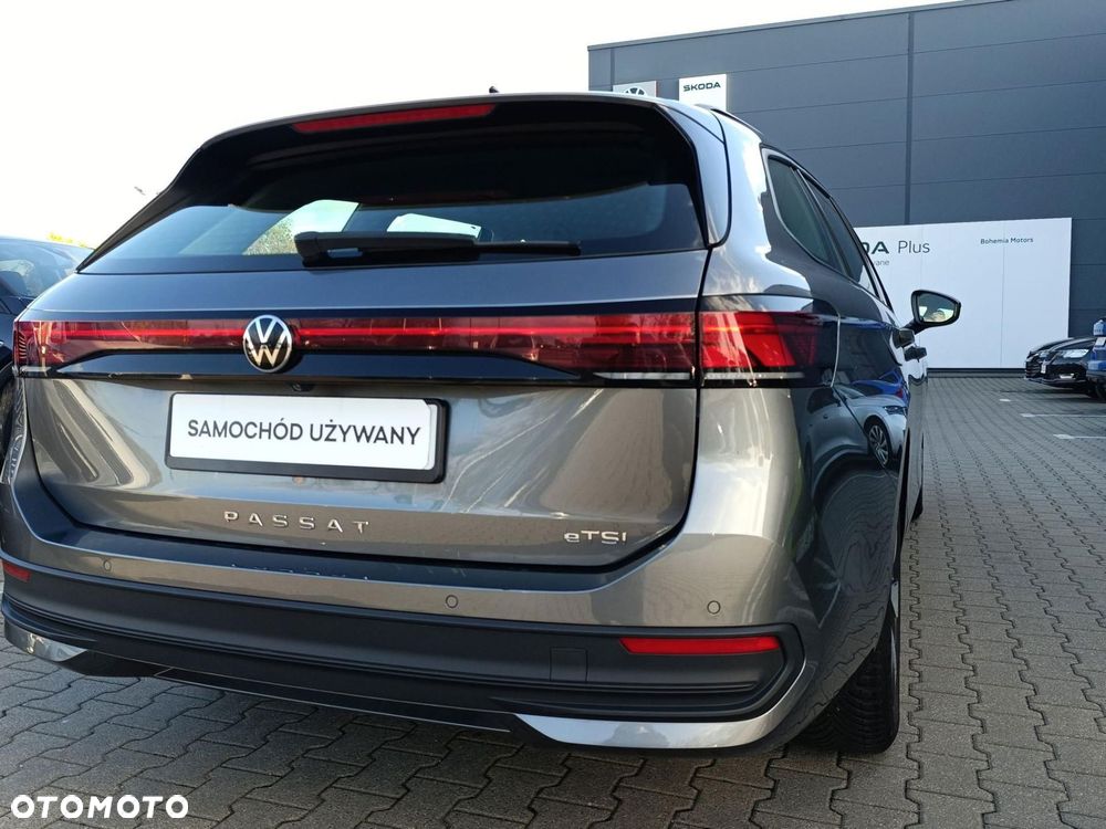 Volkswagen Passat - 19