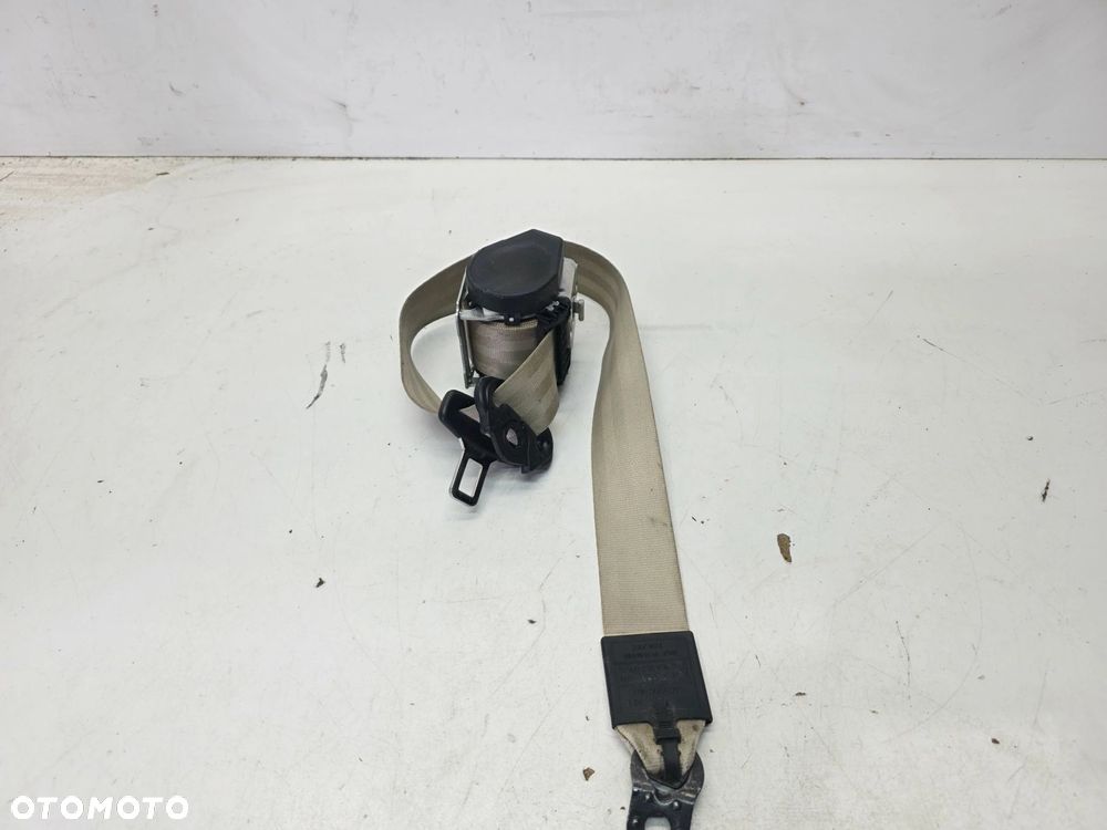 PAS BEZPIECZEŃSTWA PRAWY TYŁ AUDI Q7 4L 4L0857806G KREMOWY - 1