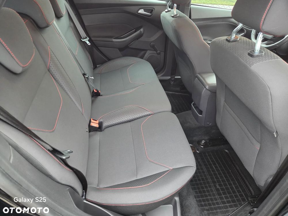 Ford Focus 1.0 EcoBoost ST-Line - 13