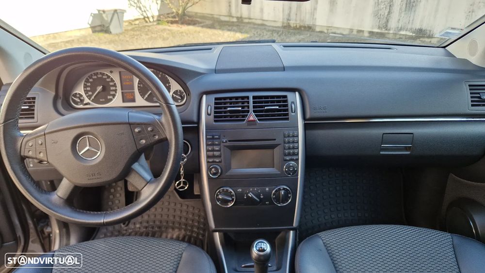 Mercedes-Benz B 200 CDI - 7