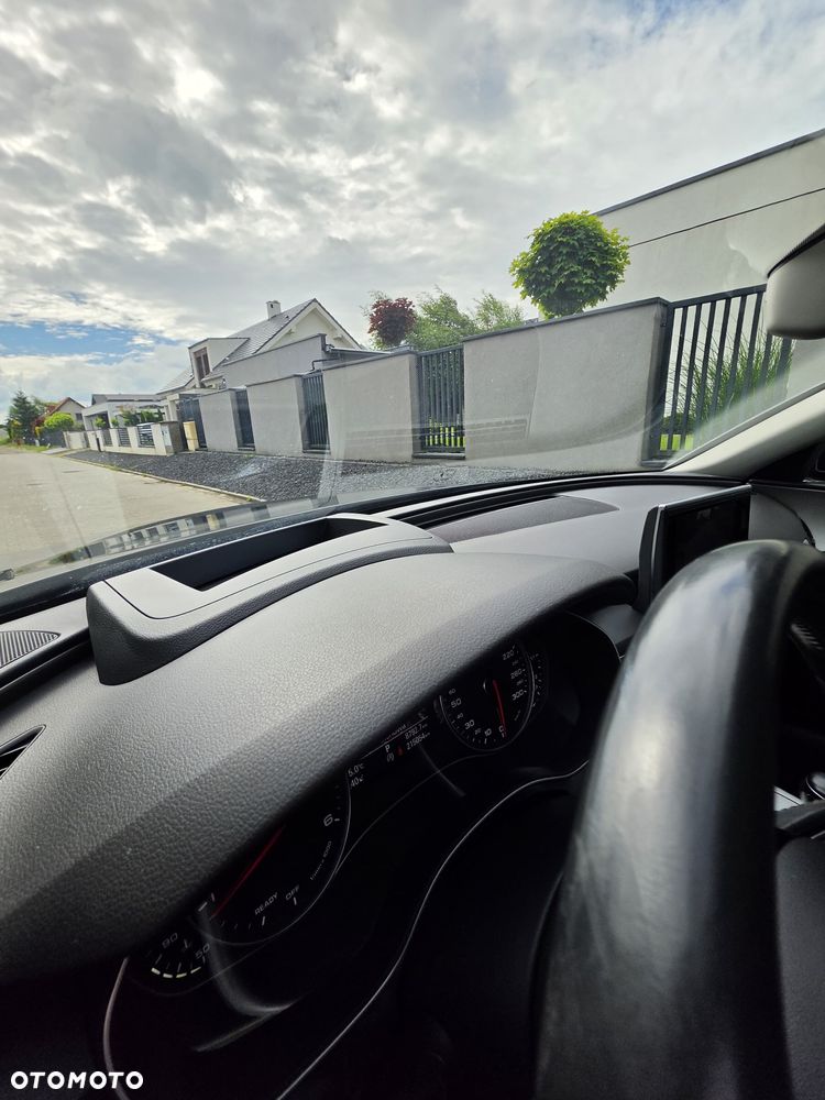 Audi A6 Avant 2.0 TDI Ultra S tronic - 20