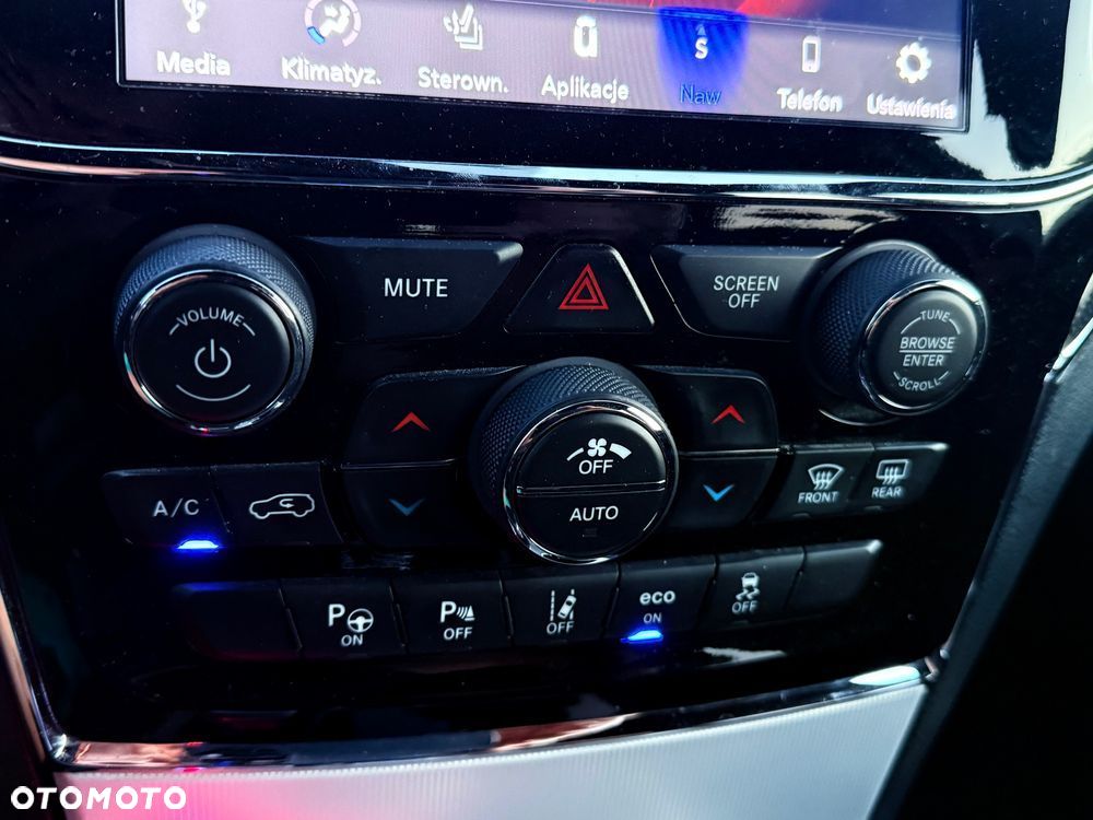 Jeep Grand Cherokee 6.4 V8 Hemi 4WD Automatik SRT - 21