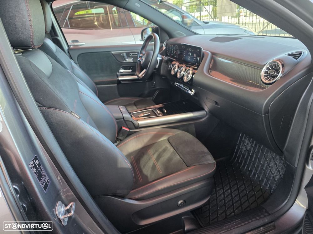 Mercedes-Benz GLA 200 d AMG Line - 17