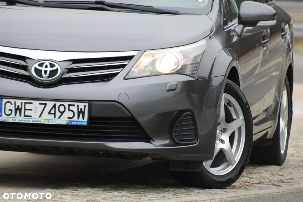 Toyota Avensis 1.6 Business Edition - 31