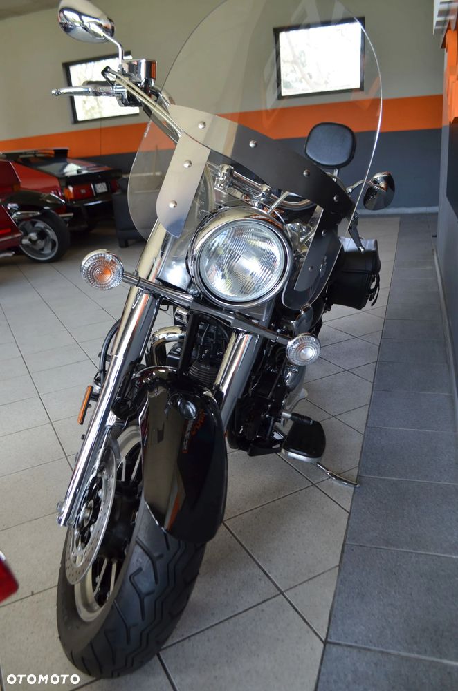 Yamaha Road Star - 8