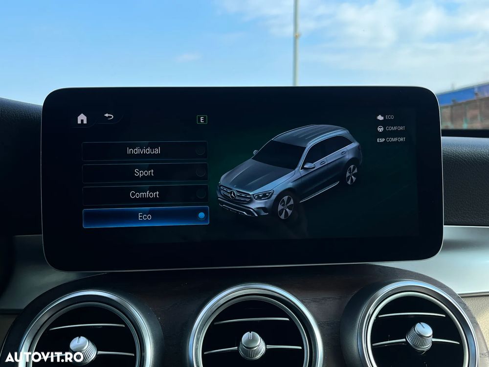 Mercedes-Benz GLC 220 d 4MATIC - 29