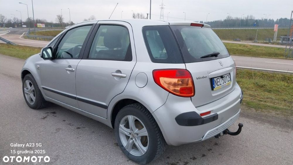 Suzuki SX4 - 5