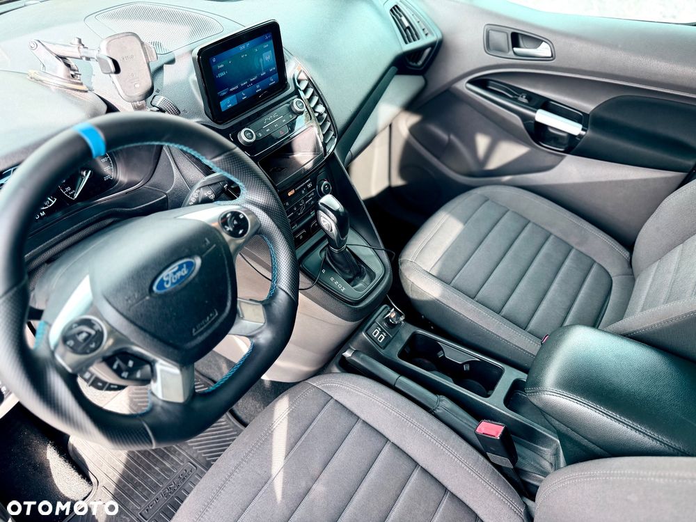 Ford Tourneo Connect Grand - 9
