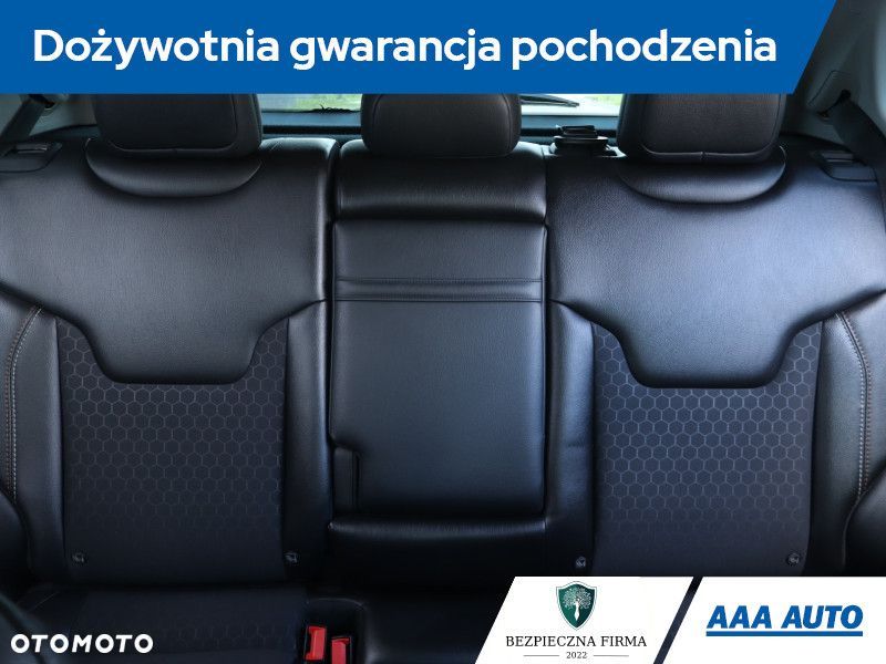 Jeep Compass - 12