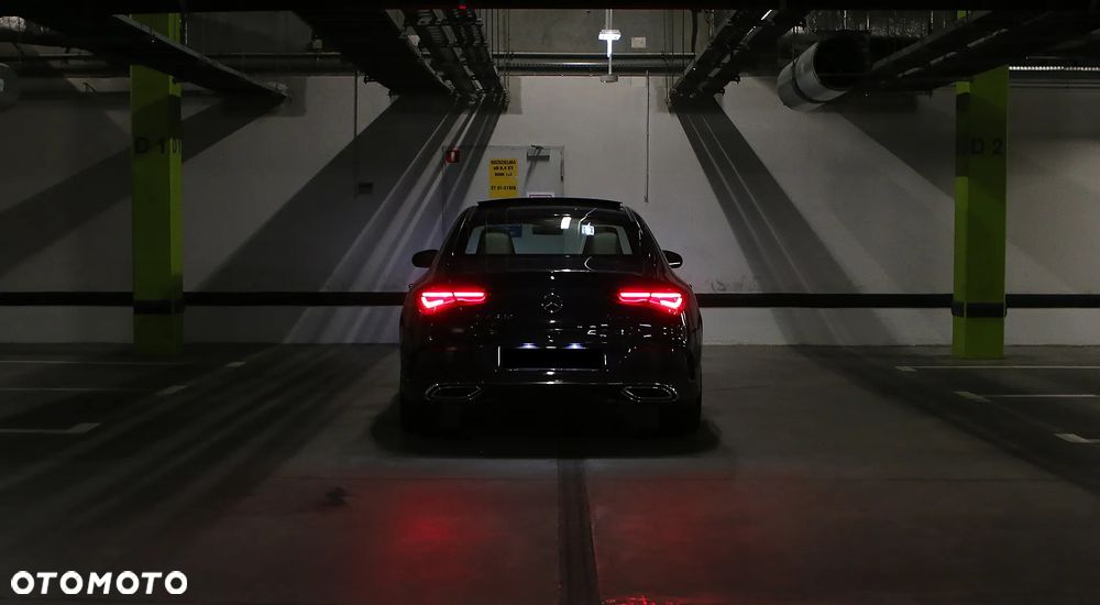 Mercedes-Benz CLA 250 4Matic 7G-DCT AMG Line - 13