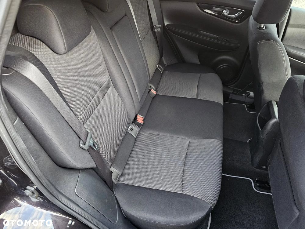 Nissan Qashqai 1.5 dCi N-Connecta - 22