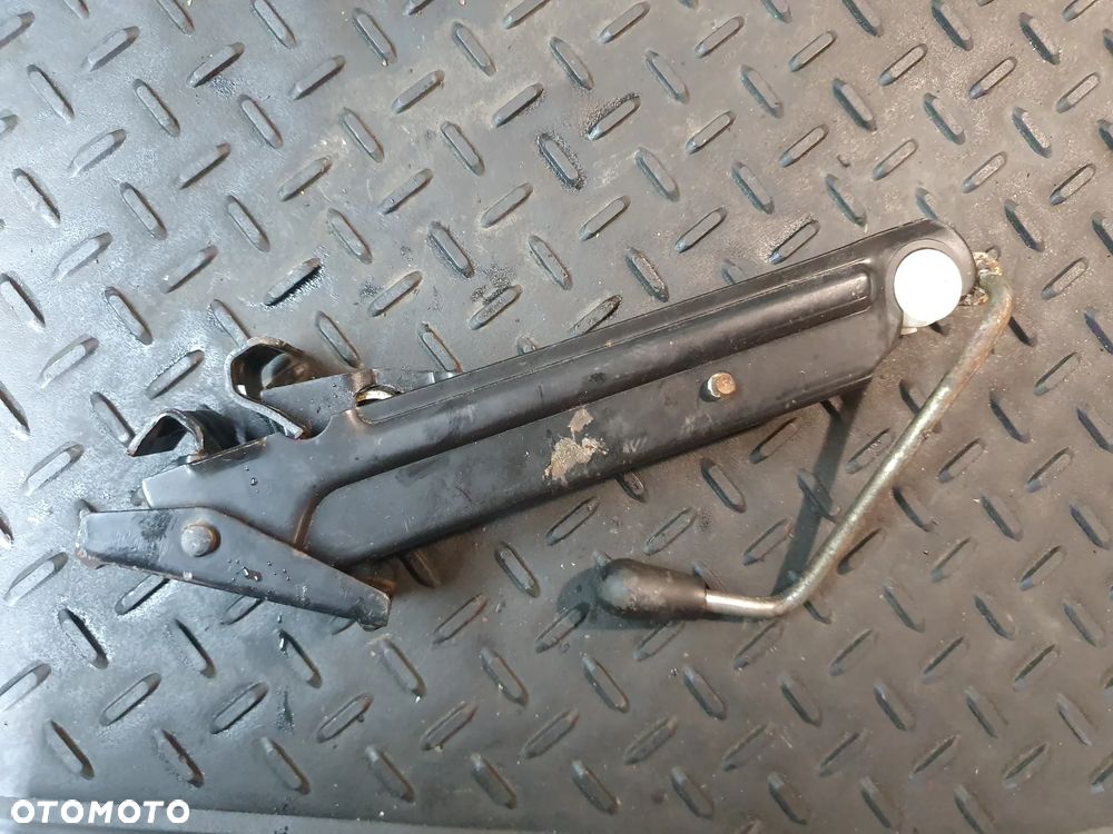 VW SEAT CORDOBA I IBIZA II LEWAREK PODNOŚNIK SAMOCHODOWY 6K0011031B 785KG ORYGINAŁ POSIADAM 5 SZT - 1