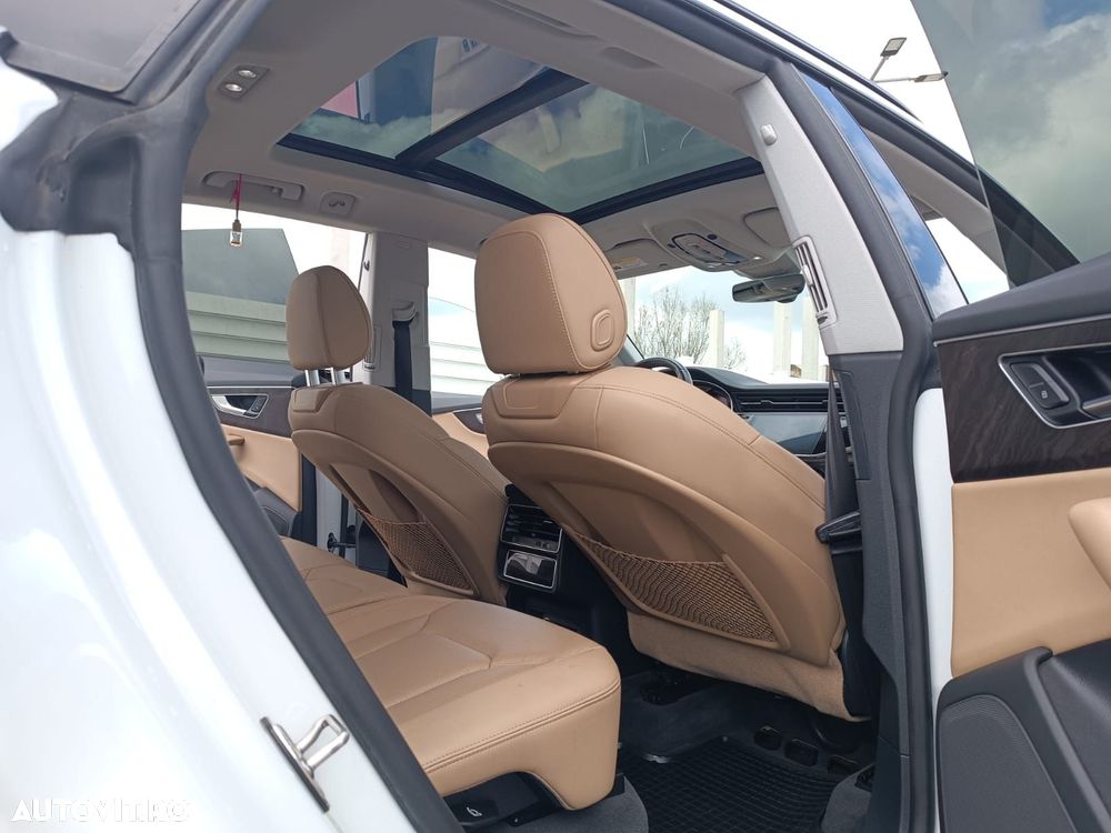 Audi Q8 3.0 55 TFSI quattro Tiptronic MHEV - 11