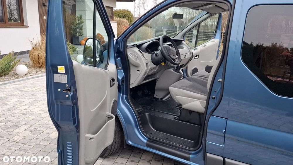 Renault Trafic L1H1 Passenger Lux - 12