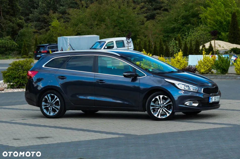 Kia Ceed 1.6 GDI SW Vision - 13