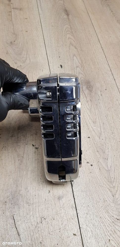 Obudowa Filtra Powietrza Kuryakyn Twin Velocity Harley-Davidson - 11
