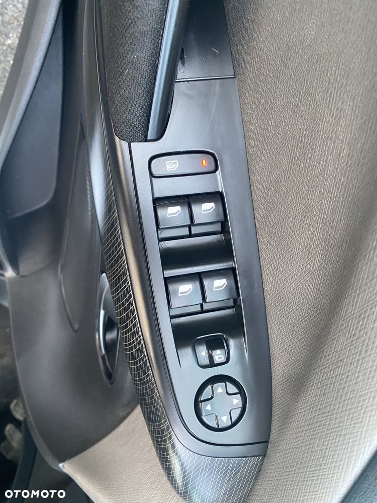 Citroën C4 Picasso 1.6 e-HDi Intensive - 20