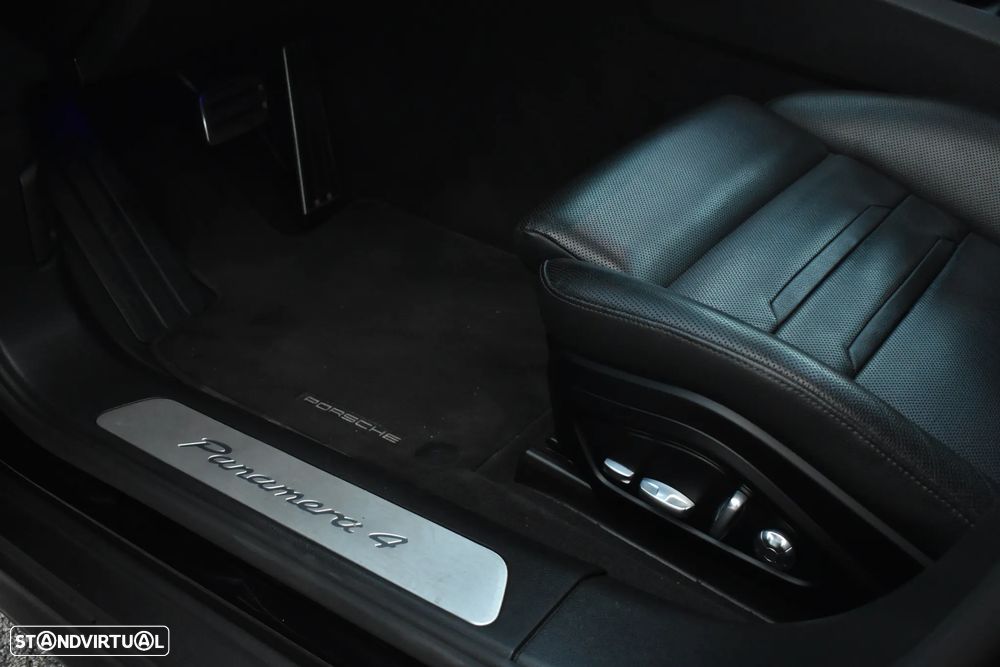 Porsche Panamera Sport Turismo 4 E-Hybrid Platinum Edition - 27