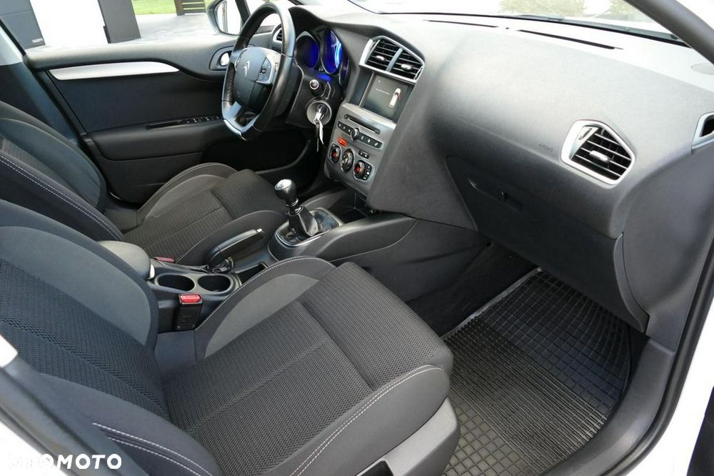 Citroën C4 1.2 e-THP Exclusive - 26