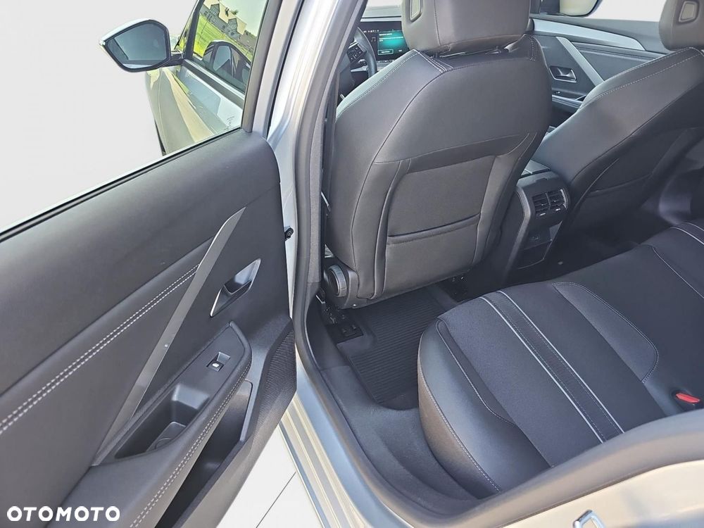Opel Astra 1.2 T GS S&S - 13