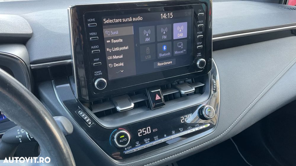 Toyota Corolla 1.8 HSD Exclusive interior Negru - 21