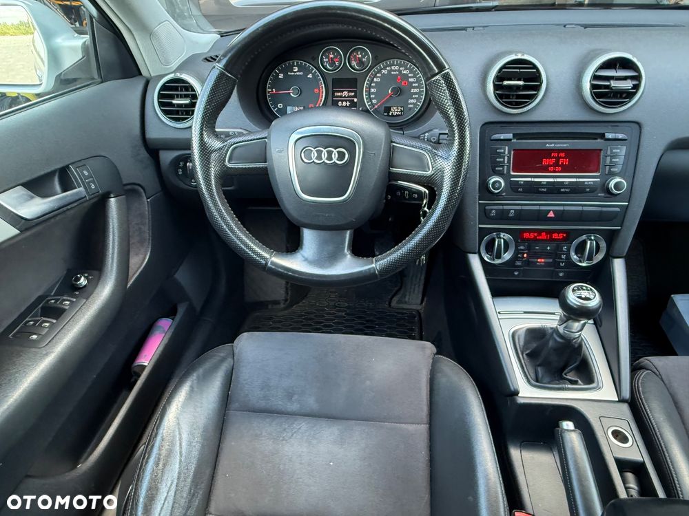 Audi A3 Sportback 2.0 TDI DPF quattro S line Sportpaket - 11