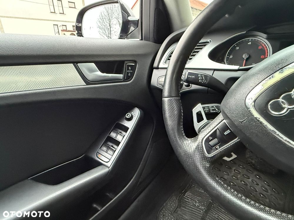 Audi A4 Avant 2.0 TDI DPF multitronic Attraction - 12