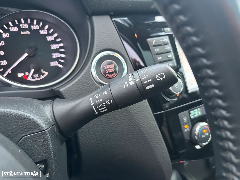 Nissan Qashqai 1.5 dCi N-Connecta Led - 18