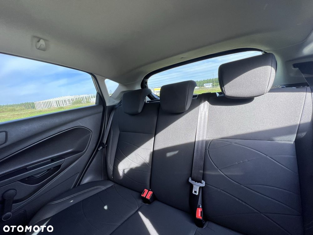 Ford Fiesta - 8