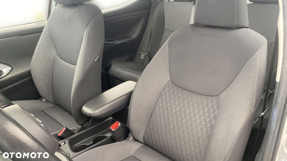 Toyota Yaris Hybrid 1.5 Comfort - 11