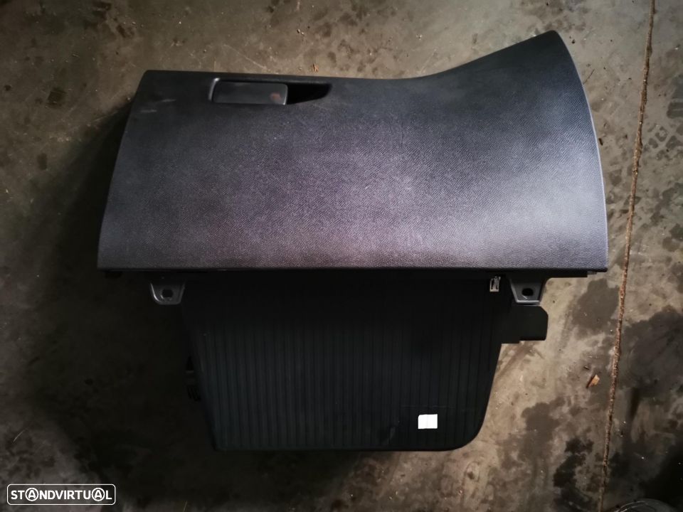 PEUGEOT 308 II PORTA LUVAS - PL025 - 1